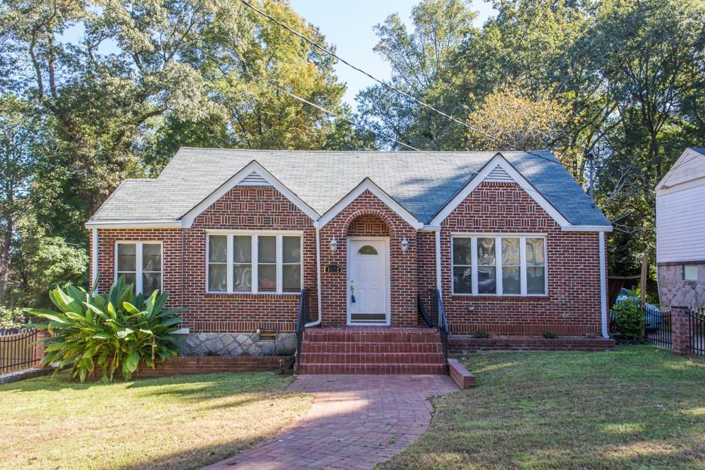 1672 Fairway Hill Dr., Atlanta, GA 30317