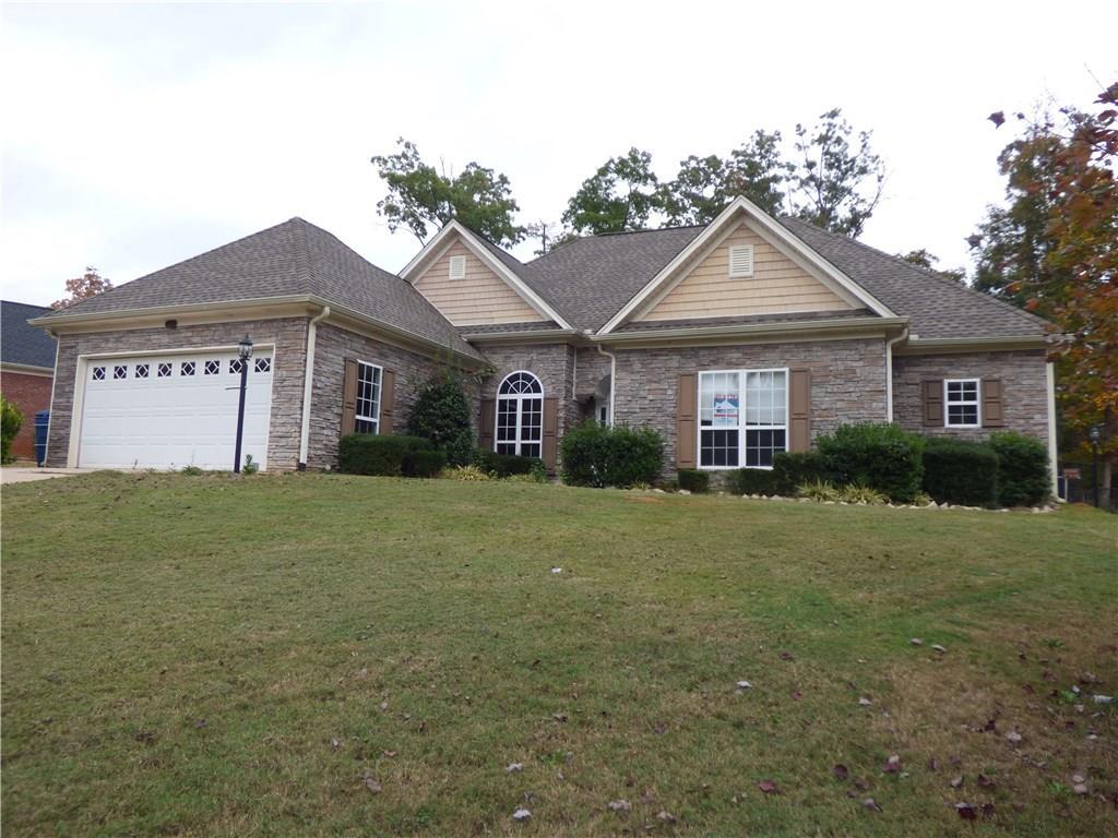 228 Candlewood Dr., Carrollton, GA 30117