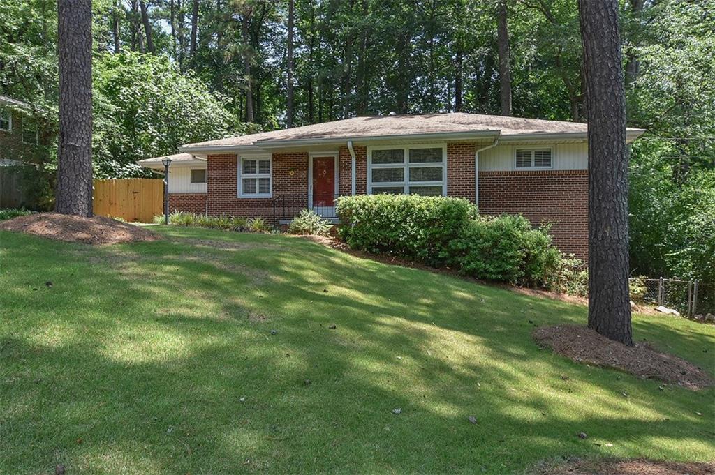 1099 N Valley Dr., Decatur, GA 30033