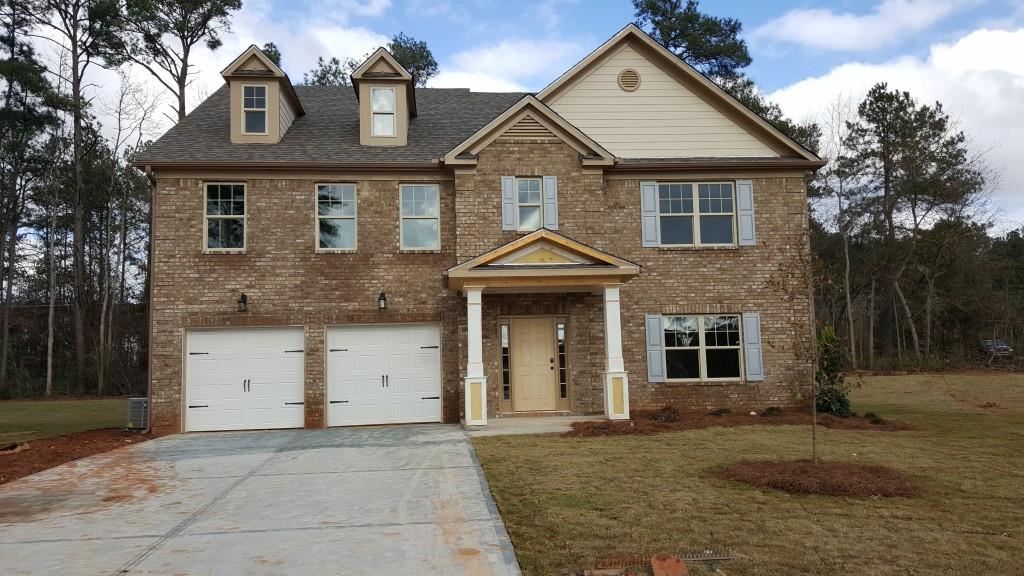 404 Abbey Springs Ct., Fairburn, GA 30213