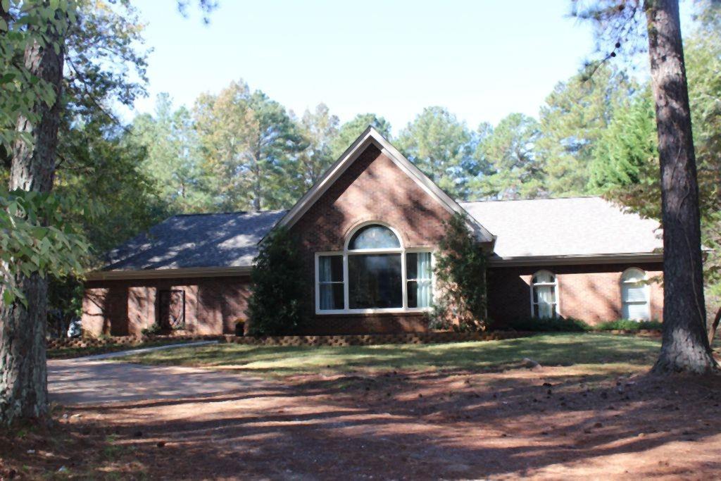 328 Buck Tr., Hoschton, GA 30548