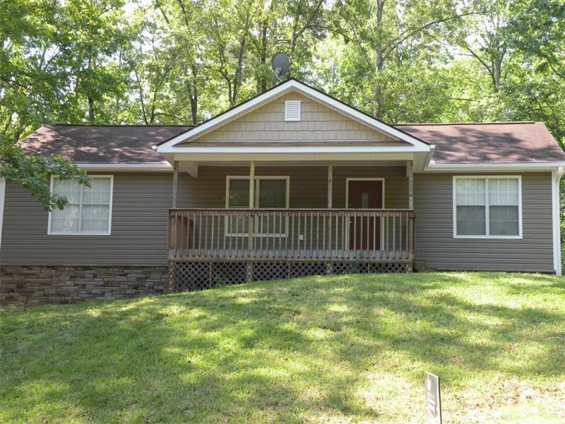 7607 Beachwood Dr., Murrayville, GA 30564