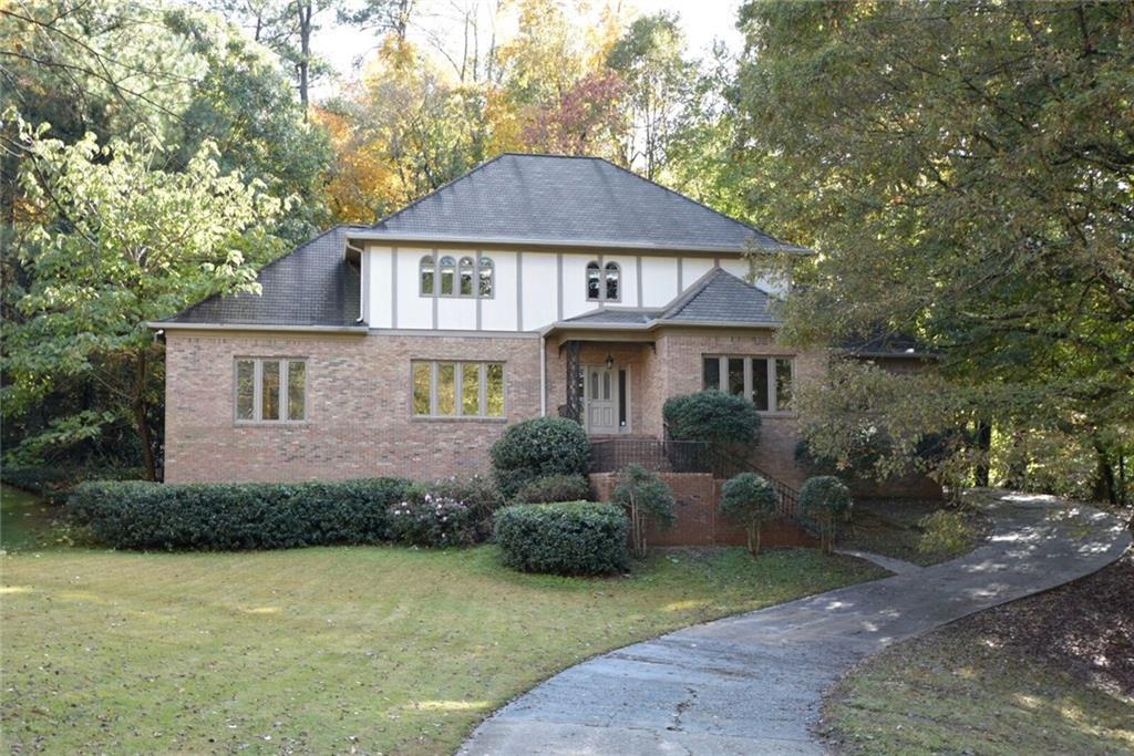 280 Landfall Rd., Sandy Springs, GA 30328