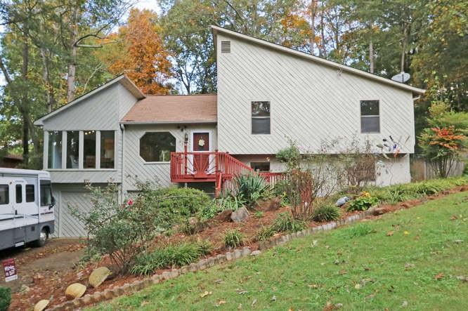 915 Blackwell Ct., Marietta, GA 30066