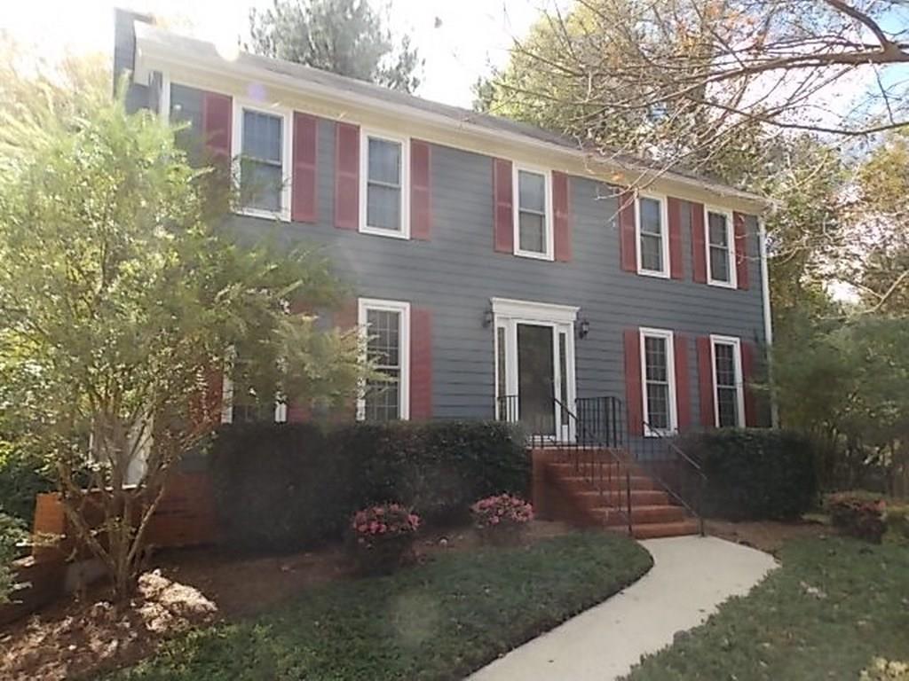 1177 Crestbrook Dr., Mableton, GA 30126