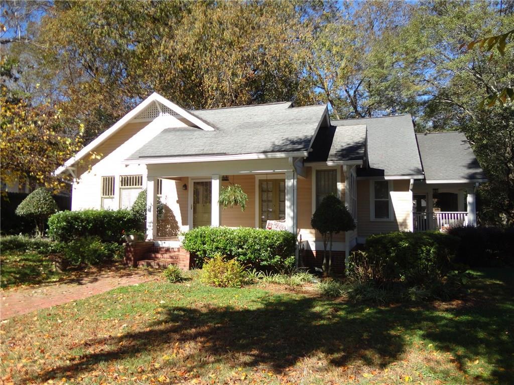 122 Woodlawn Ave., Winder, GA 30680