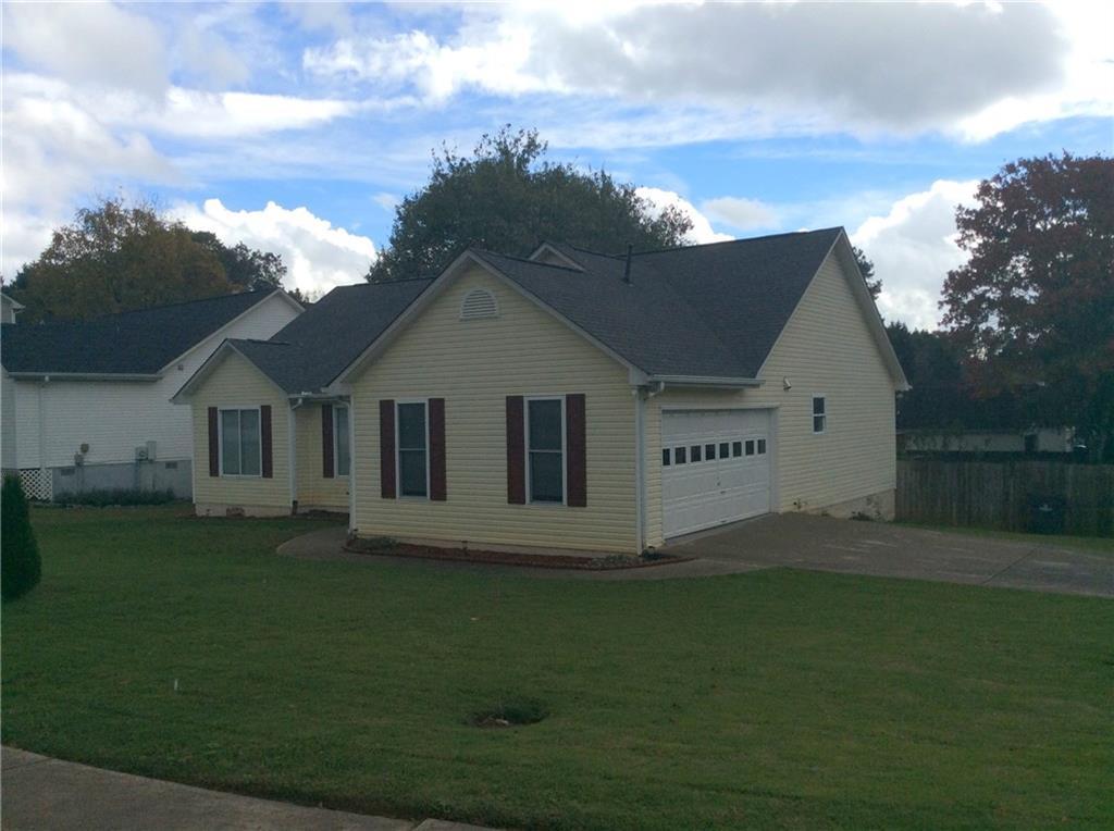 569 Fernstone Tr., Lawrenceville, GA 30046