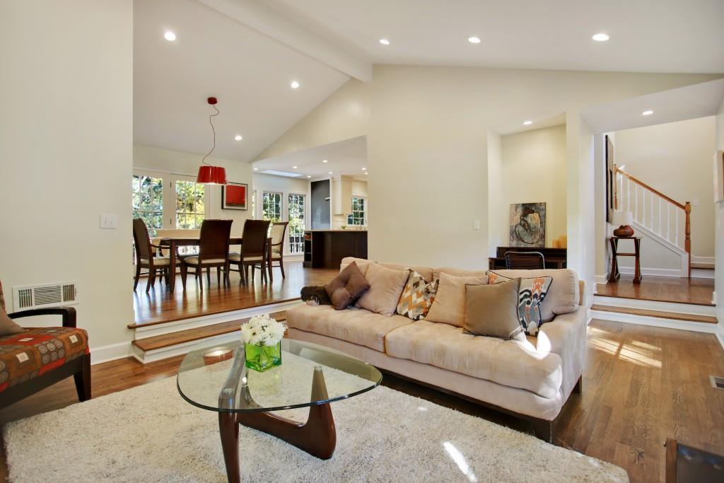 1856 Berkeley Mews, Atlanta, GA 30329