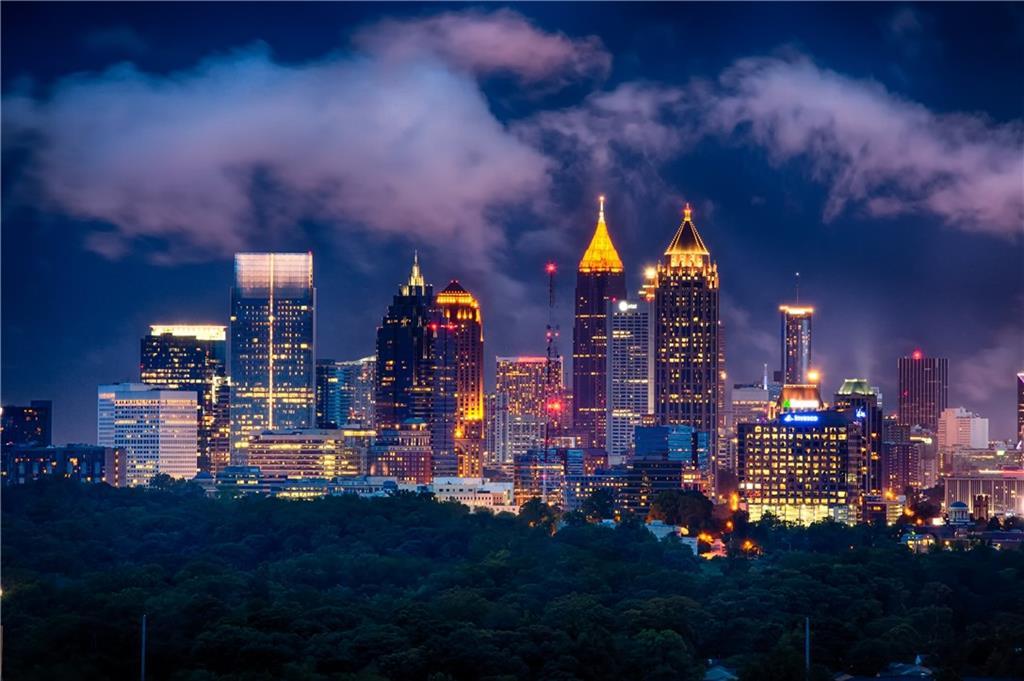 2626 Peachtree Rd. #1802, Atlanta, GA 30305