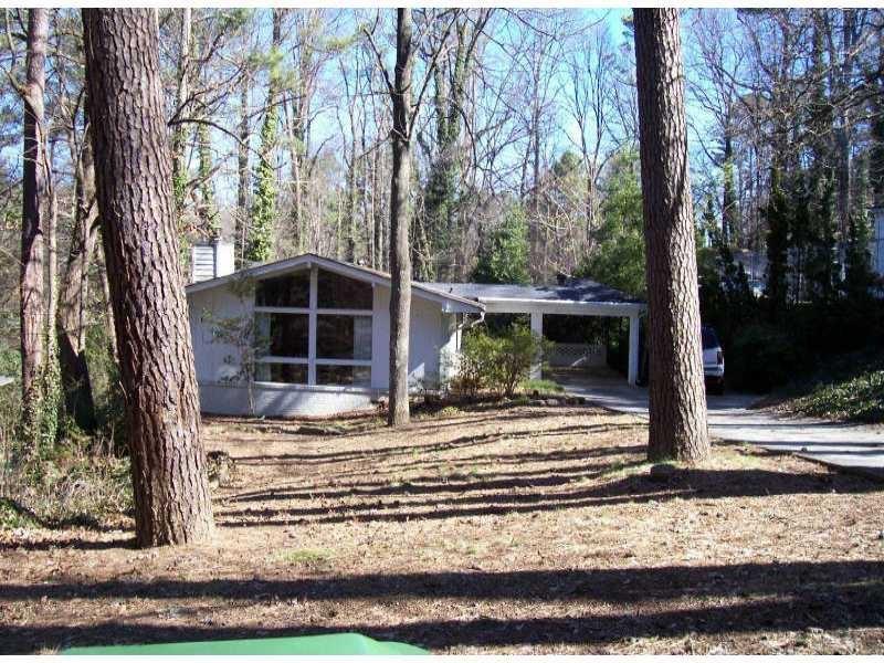 1105 Norwich Cir., Atlanta, GA 30324