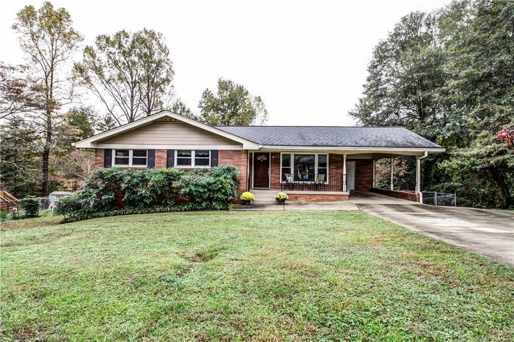 690 Rosedale Dr., Smyrna, GA 30082