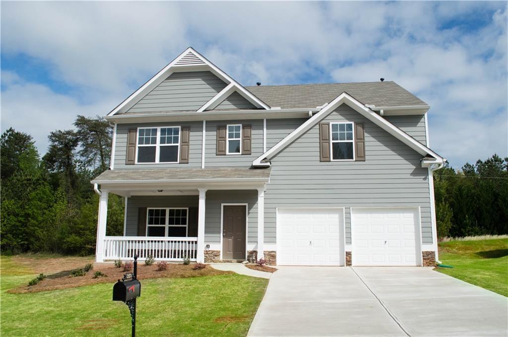 320 Fern Ct., Hoschton, GA 30548