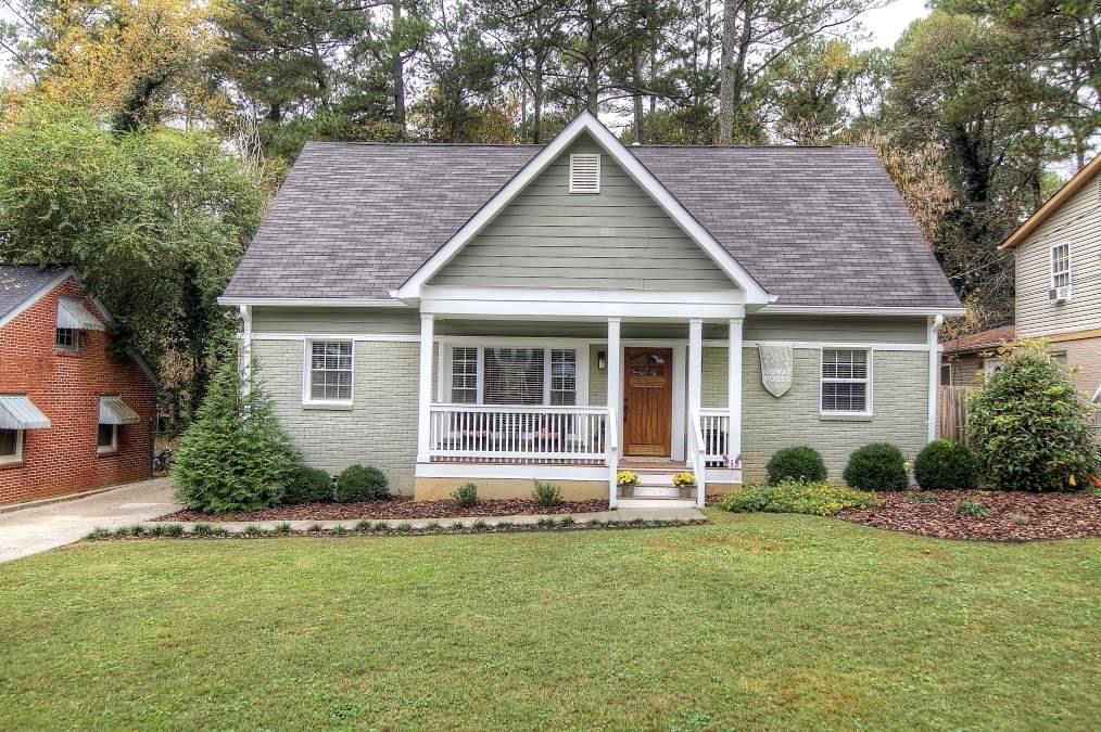 1498 Deerwood Dr., Decatur, GA 30030