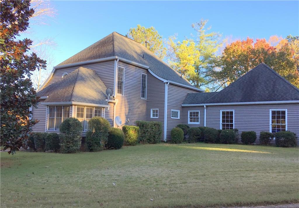 2285 Twelvestones Dr., Roswell, GA 30076