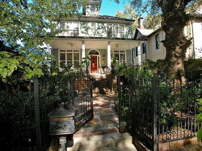 574 East Ave., Atlanta, GA 30312