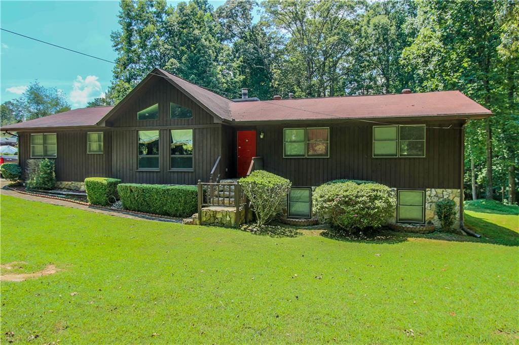 3555 Stonewall Tell Rd., Atlanta, GA 30349