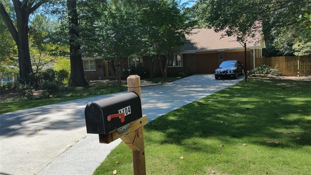 1104 Arden Dr., Marietta, GA 30008