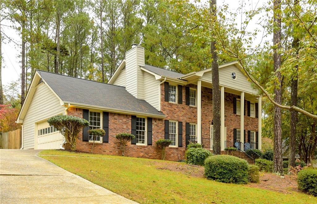 4875 Kings Valley Dr., Roswell, GA 30075