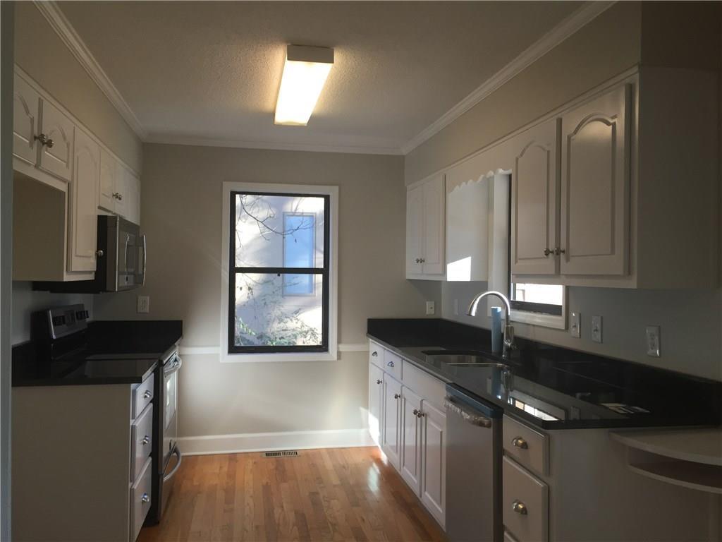 4003 Golfview Dr., Villa Rica, GA 30180