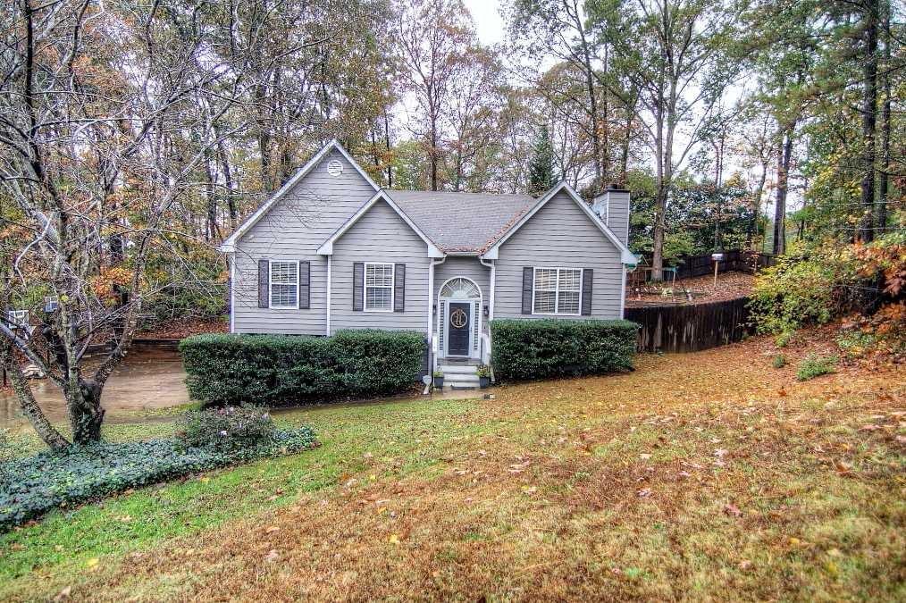 30 N Springs Dr., Acworth, GA 30101