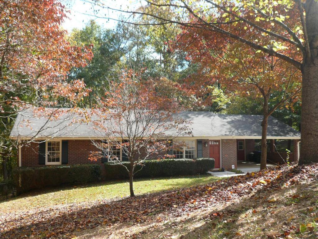 1580 Bainbridge Ln., Roswell, GA 30075
