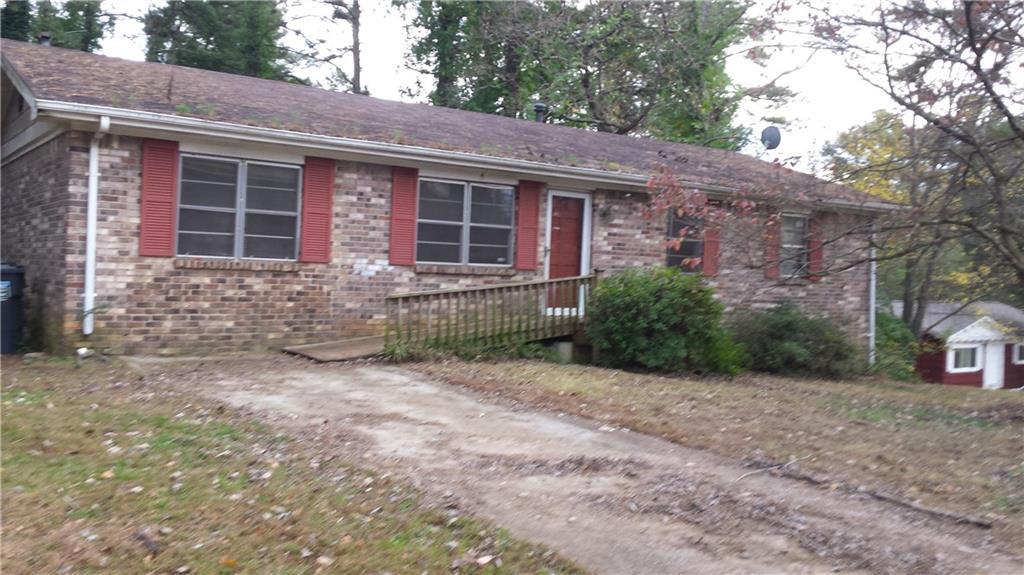 2188 Clairmont Cir., Snellville, GA 30078