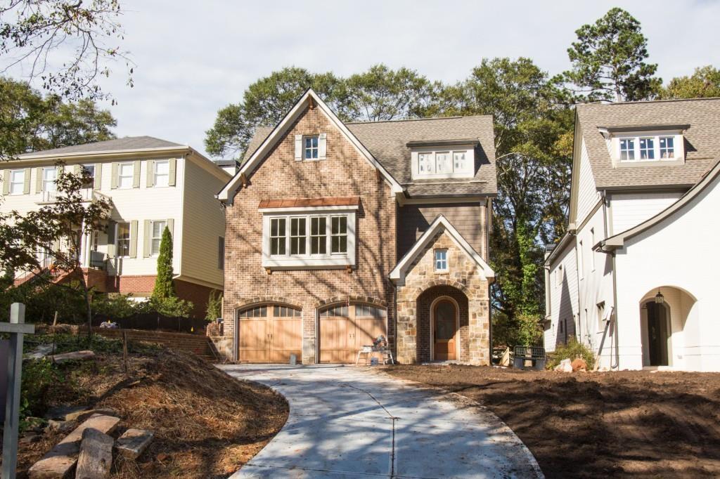 1064 Pine Grove Ave., Brookhaven, GA 30319