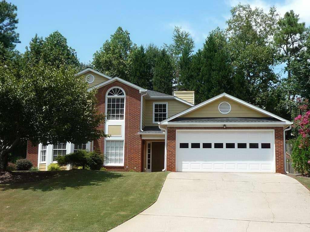 9055 Club River Dr., Roswell, GA 30076