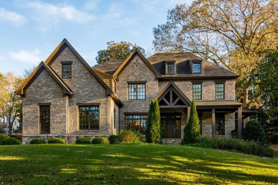 71 Lake Forrest Ln., Atlanta, GA 30342