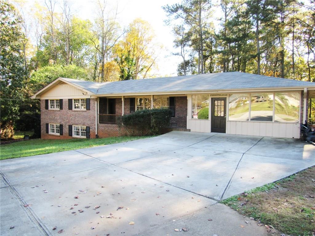 4725 Sterling Acres Ct., Tucker, GA 30084