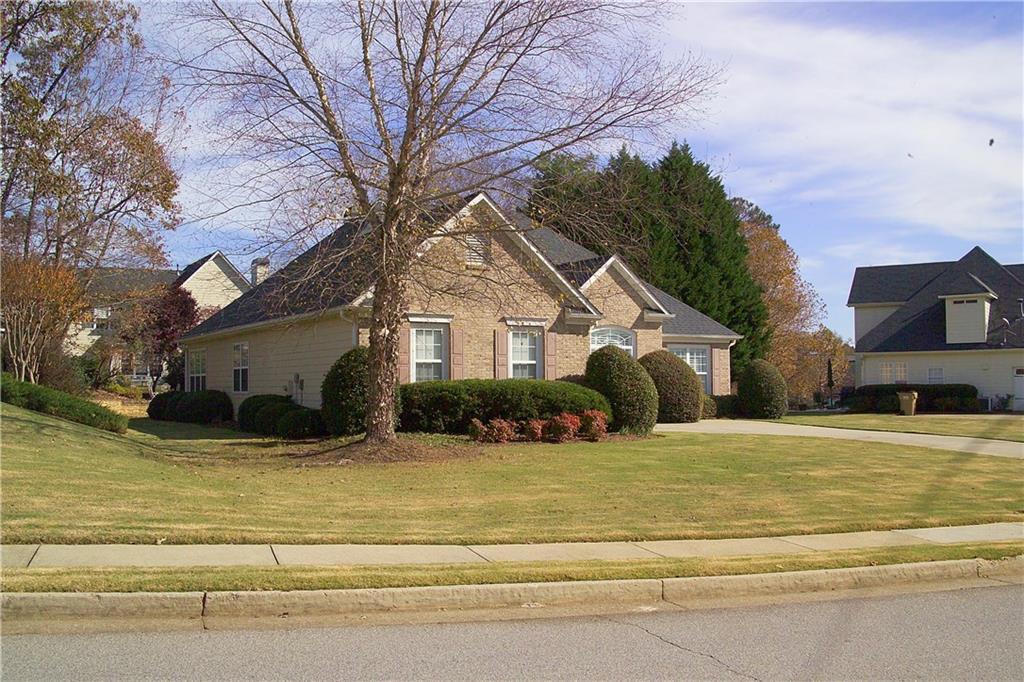 3939 Lake Ruby Ln., Suwanee, GA 30024