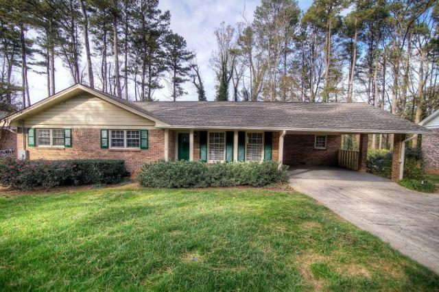 4438 Lake Ivanhoe Dr., Tucker, GA 30084