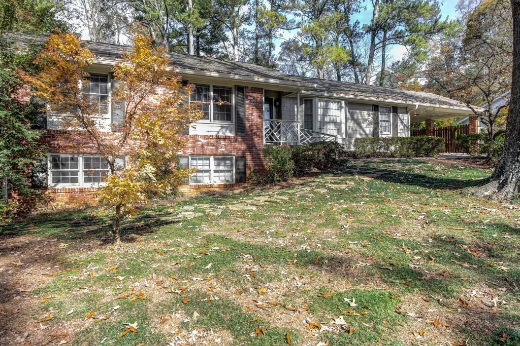 1334 W Nancy Creek Dr., Brookhaven, GA 30319