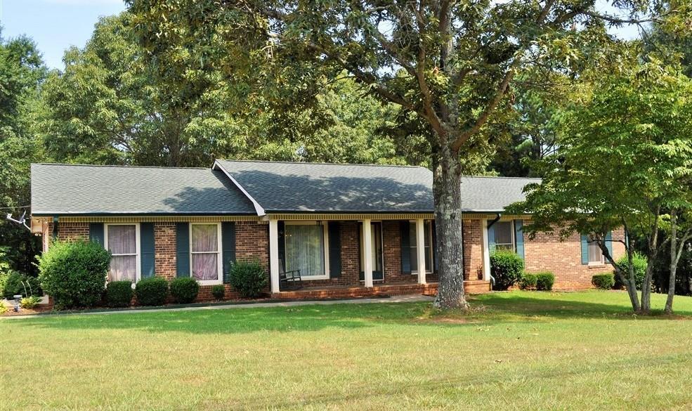 102 Holly Creek Ct., Woodstock, GA 30188