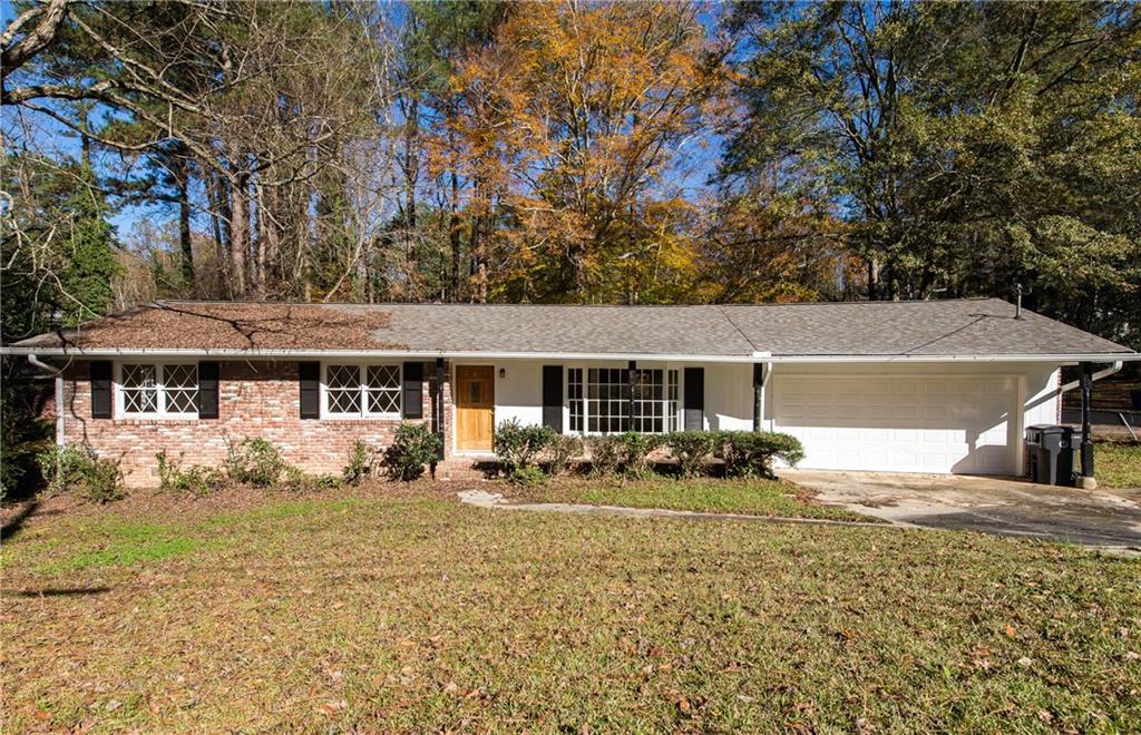 2729 Waleska Way, East Point, GA 30344