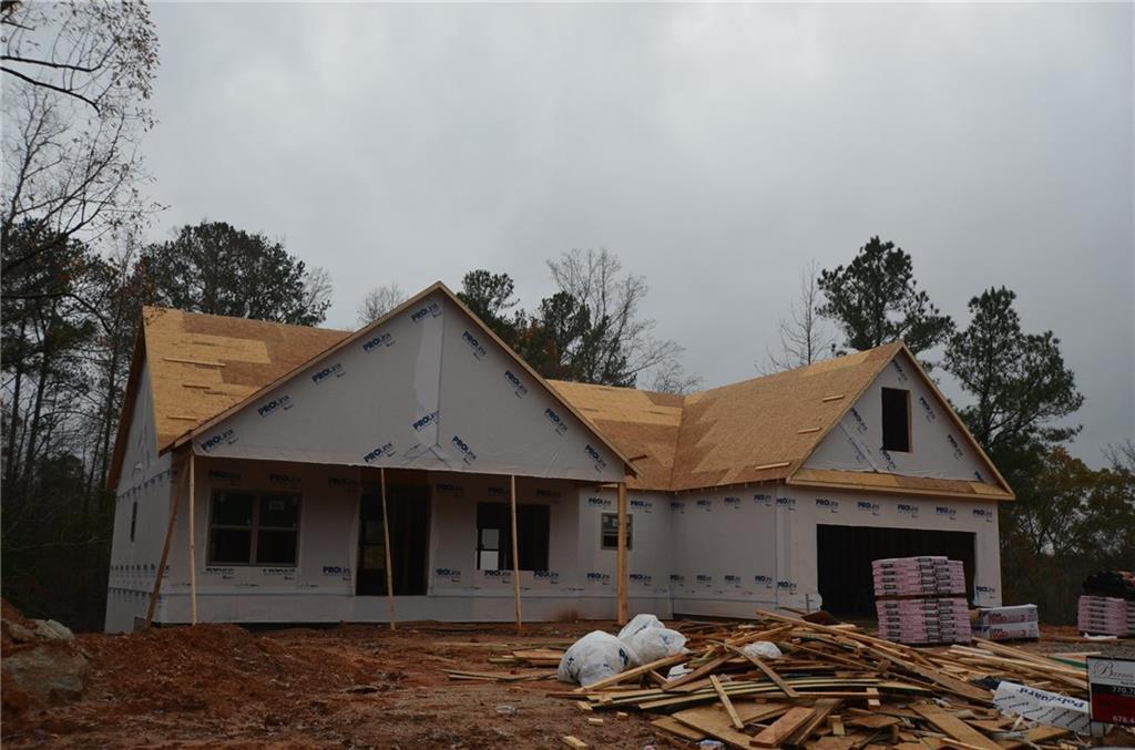2122 Braswell Ln., Loganville, GA 30052