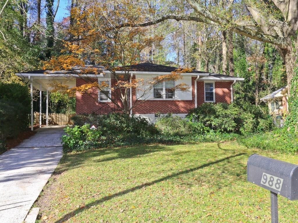 988 Scott Cir., Decatur, GA 30033