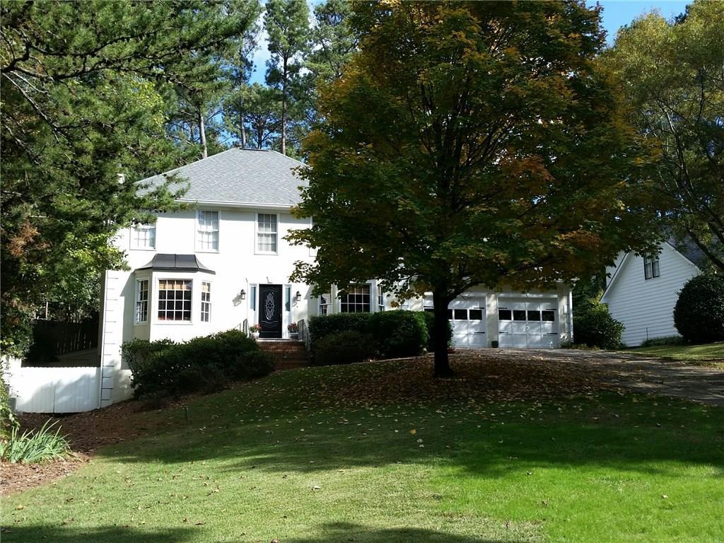 4298 Edgewater Dr., Kennesaw, GA 30144