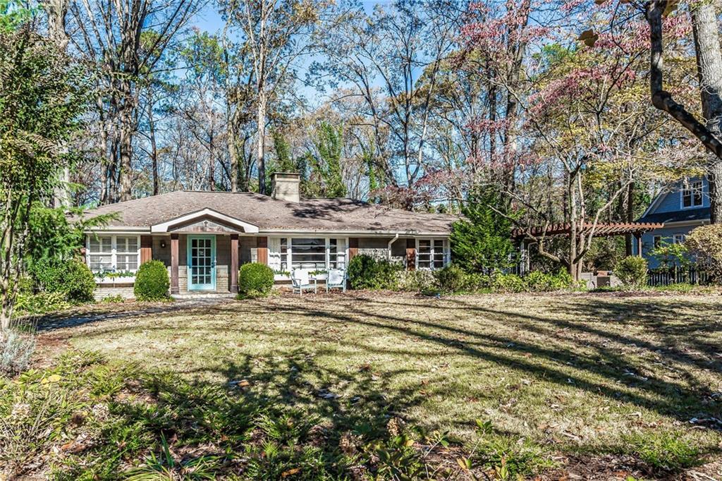 487 Bryn Mawr Ln., Atlanta, GA 30327