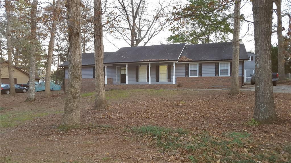 2374 Georgian Ter., Snellville, GA 30078