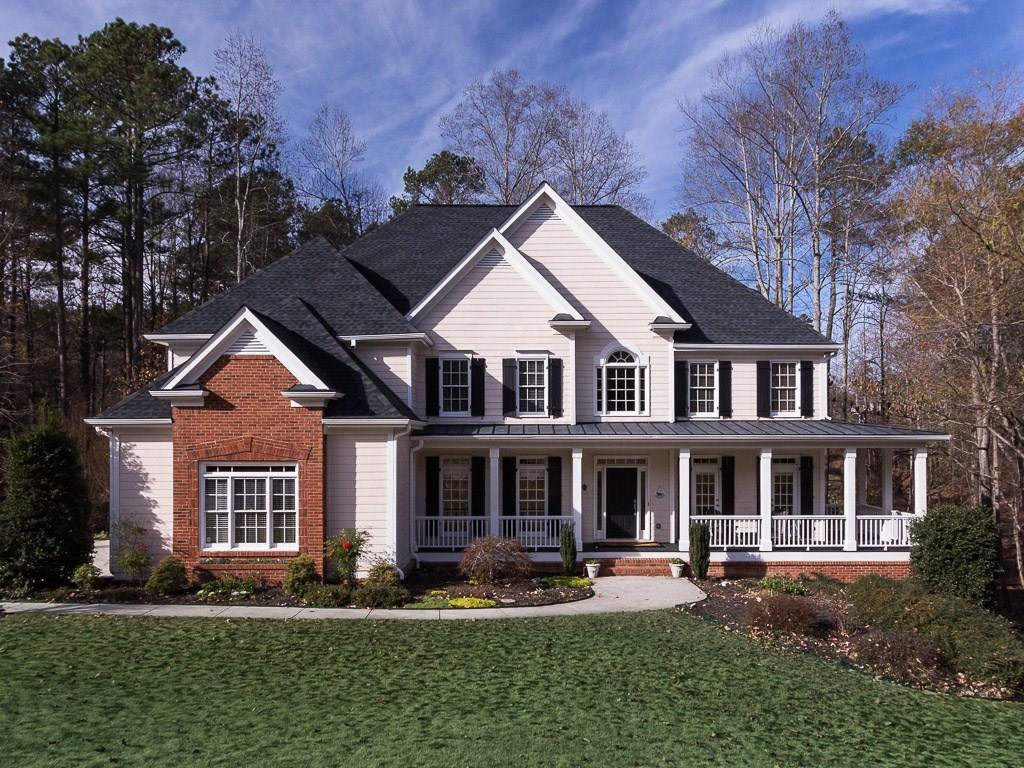 565 Oakleaf Way, Alpharetta, GA 30004