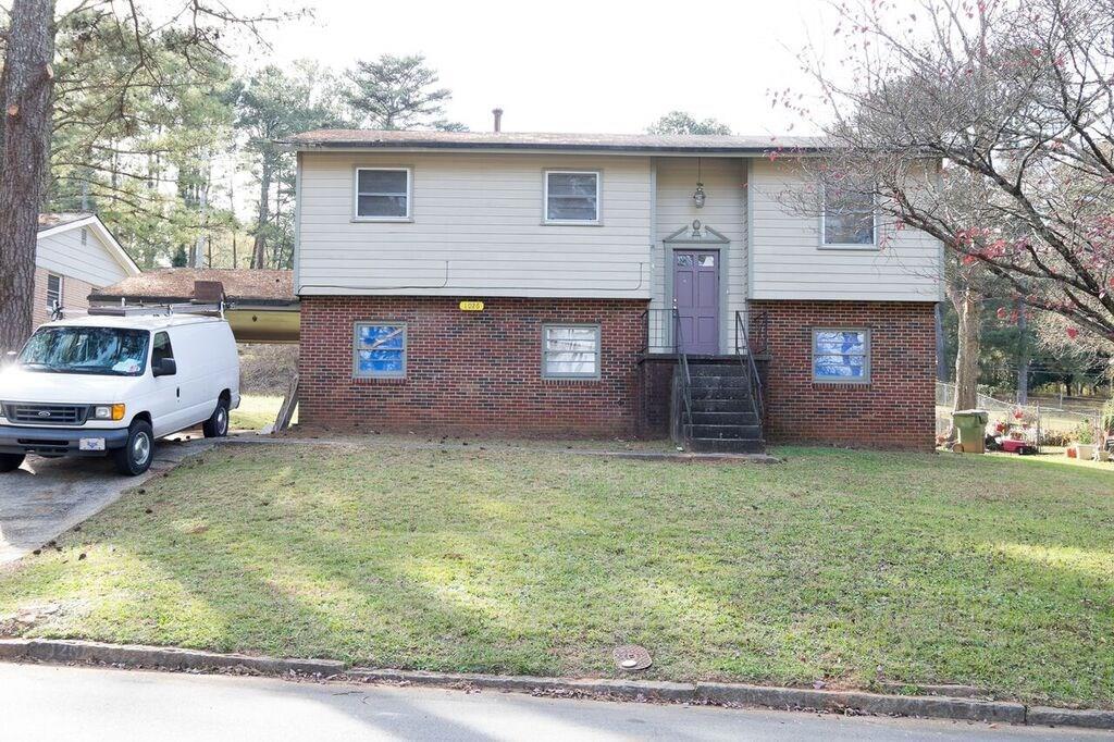 1026 Forest Valley Dr., Atlanta, GA 30354