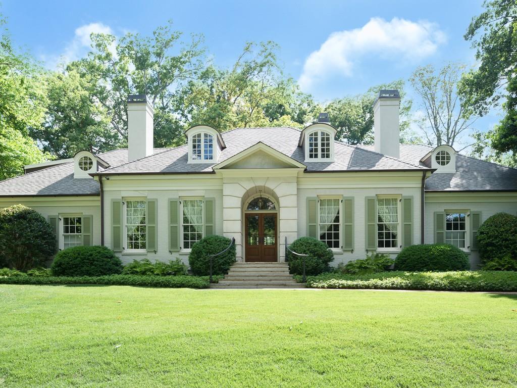 3392 Woodhaven Rd., Atlanta, GA 30305