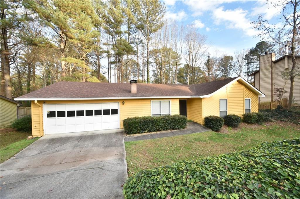 135 Terramont Ct., Roswell, GA 30076