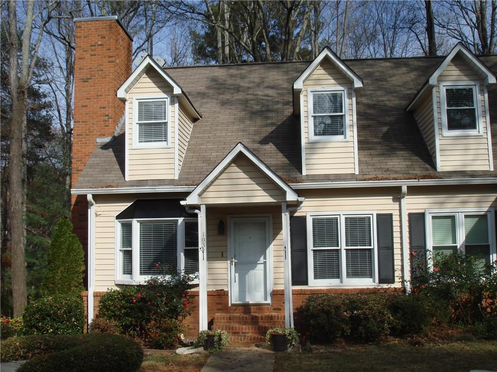 1032 Sasha Ln., Roswell, GA 30075