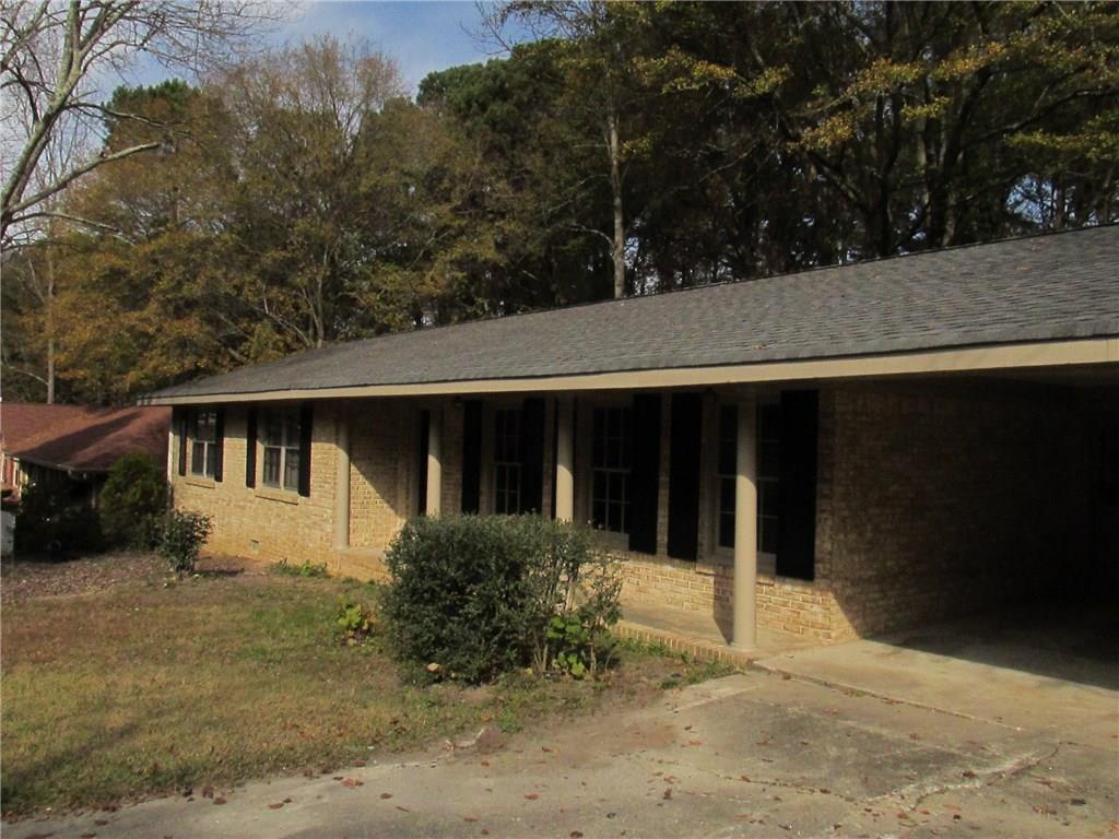 1712 Eldonlas Ct., Stone Mountain, GA 30087