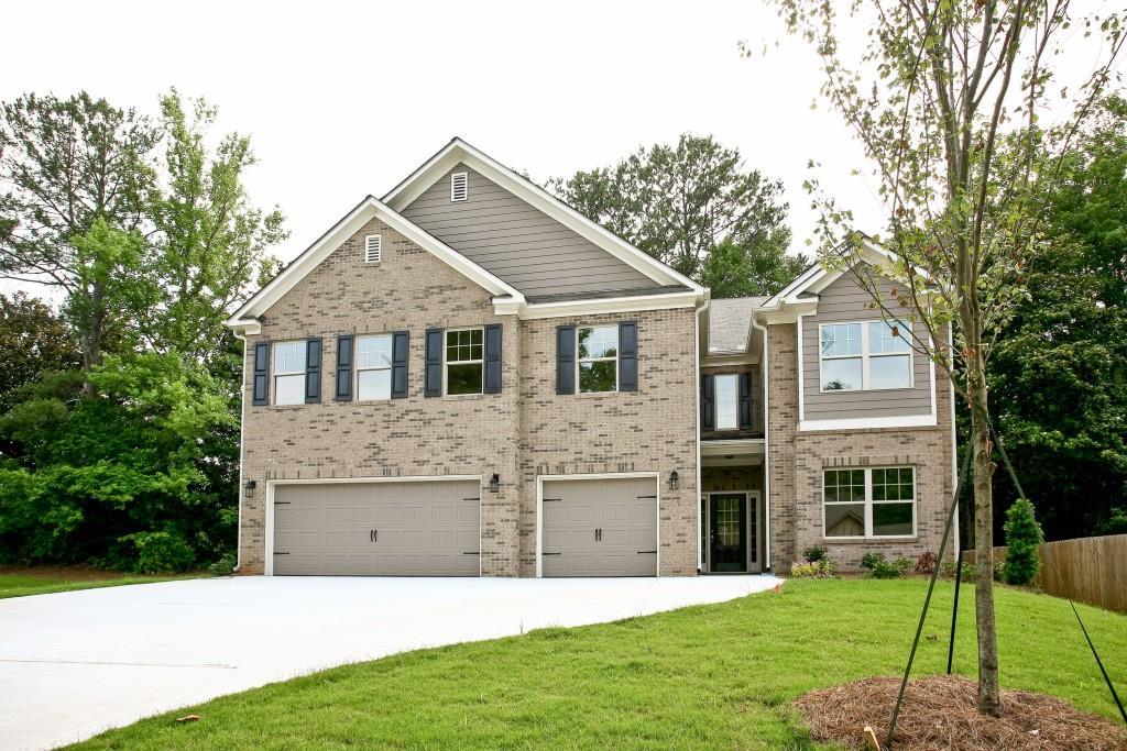 5001 Black Bear Tr., Douglasville, GA 30135