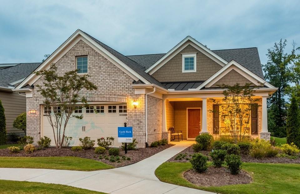 121 Riverside Ln., Woodstock, GA 30188
