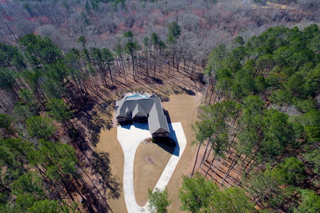 200 Woodbridge Pl., Brooks, GA 30205