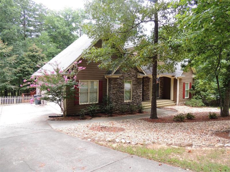 218 Red Cloud Dr., Waleska, GA 30183